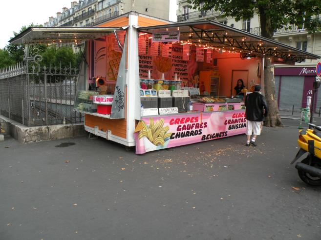  crèpes, gaufres, churros, beignets, bd de Rochechouart
